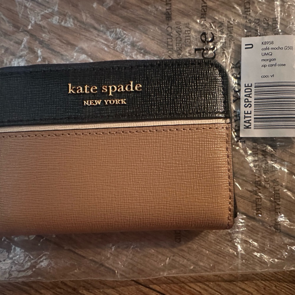 Kate Spade Tan and Black Wallet